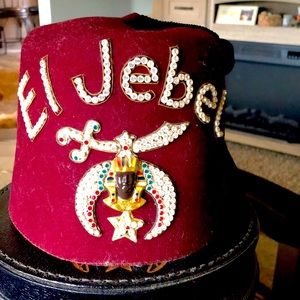Masonic El Jebel vintage fez hat and case